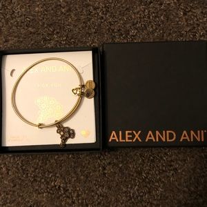NIB I pick you Alex & Ani bracelet
